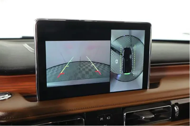 $33995 : Lincoln Aviator 2021 AWD Res image 6