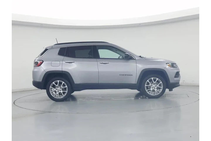 $23998 : Jeep Compass 2022 4x4 Latitu image 7