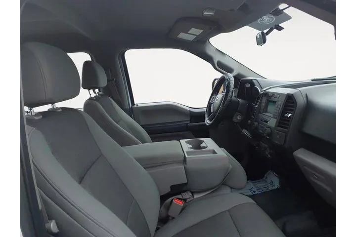 $22861 : Ford F-150 2016 4x4 King Ran image 9