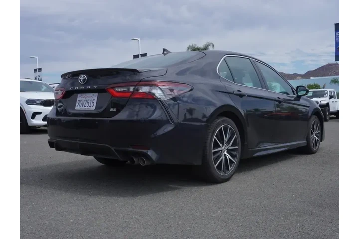 $19458 : Toyota Camry 2023 SE 4dr Sed image 4