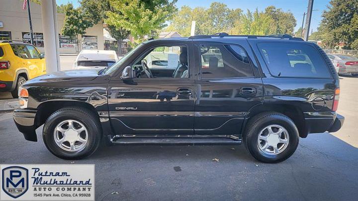 2003 GMC Yukon Denali image 4