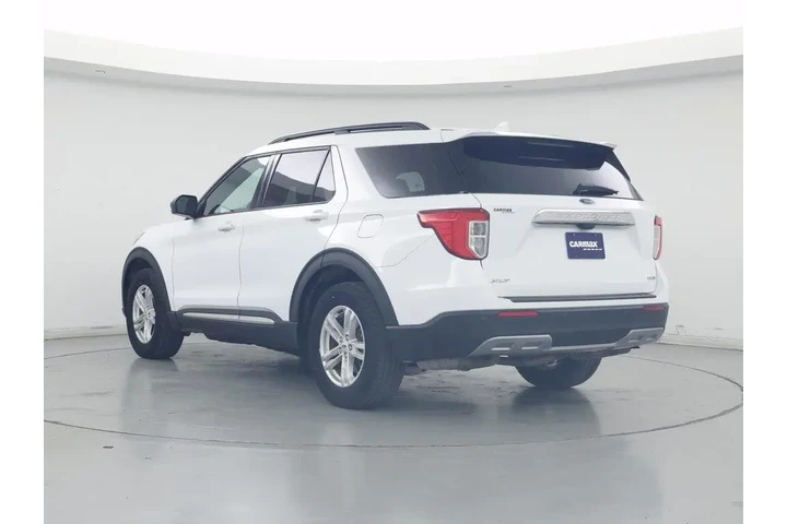 $25998 : Ford Explorer 2020 AWD XLT 4 image 2