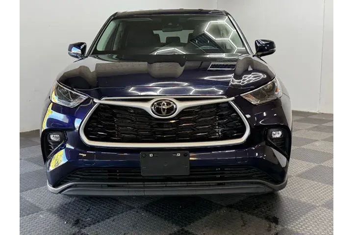 $35698 : Toyota Highlander 2024 AWD L image 3