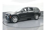 $32000 : Jeep Grand Cherokee 2024 4x2 thumbnail