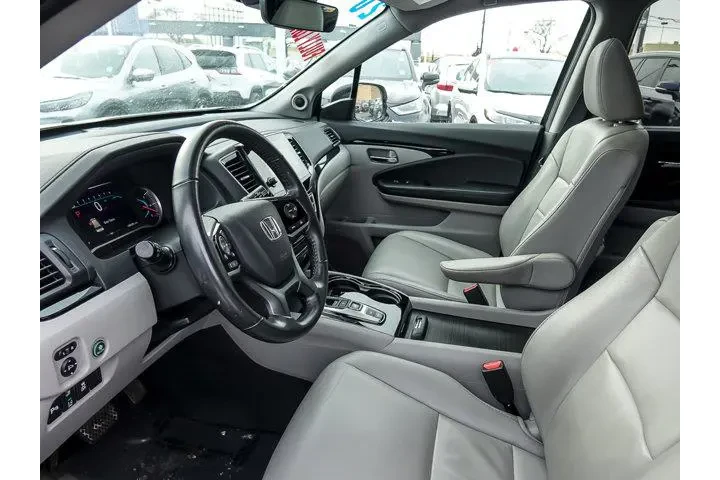 $29989 : Honda Pilot 2020 AWD Touring image 10