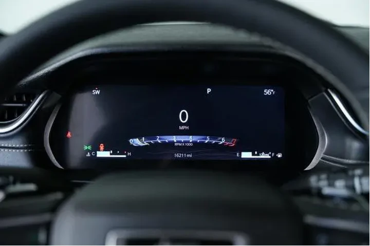 $32799 : Jeep Grand Cherokee L 2024 4 image 2