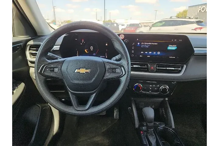 $21990 : Chevrolet Trailblazer 2024 L image 5