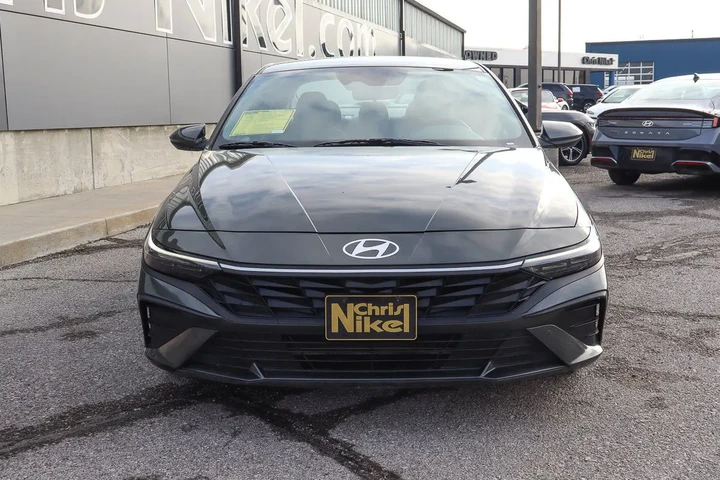 $18288 : 2024 Elantra SEL IVT image 2