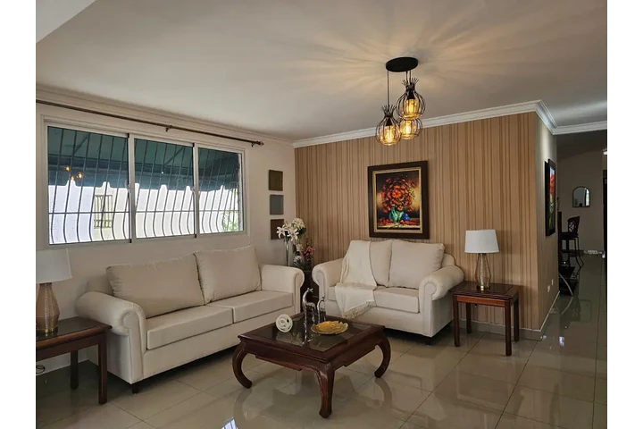 $1200 : Arriendo Apartamento Amueblado image 2