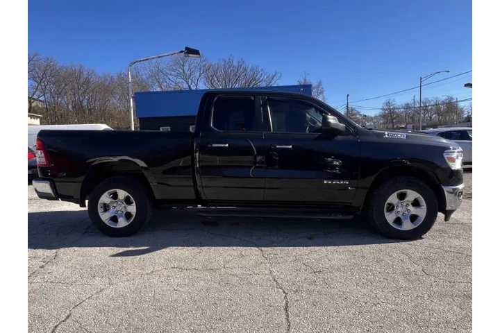 $18999 : 2019 RAM 1500 Big Horn image 5