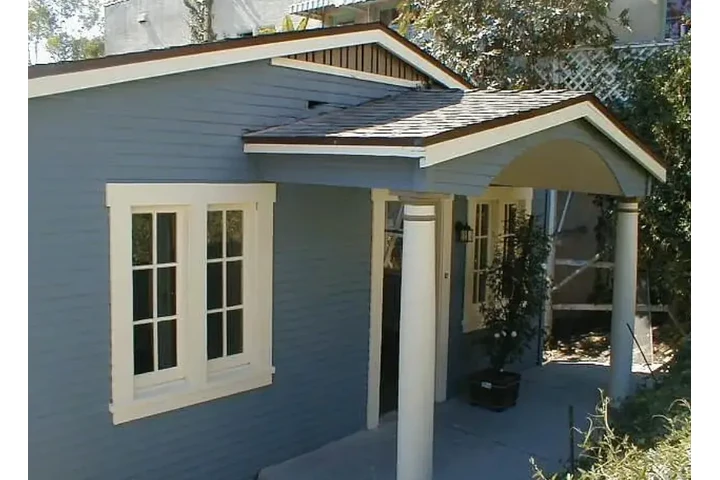 $1782 : Silverlake California Bungalow image 1