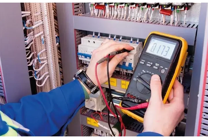 Electricista image 4