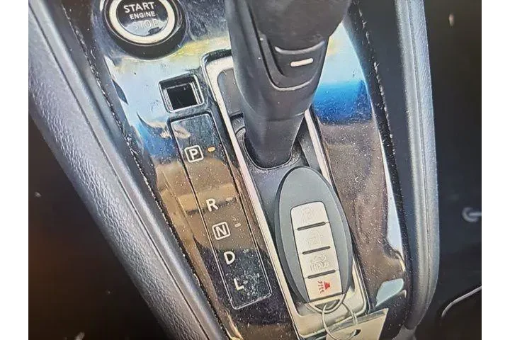 $10891 : Nissan Versa 2020 S 4dr Seda image 7