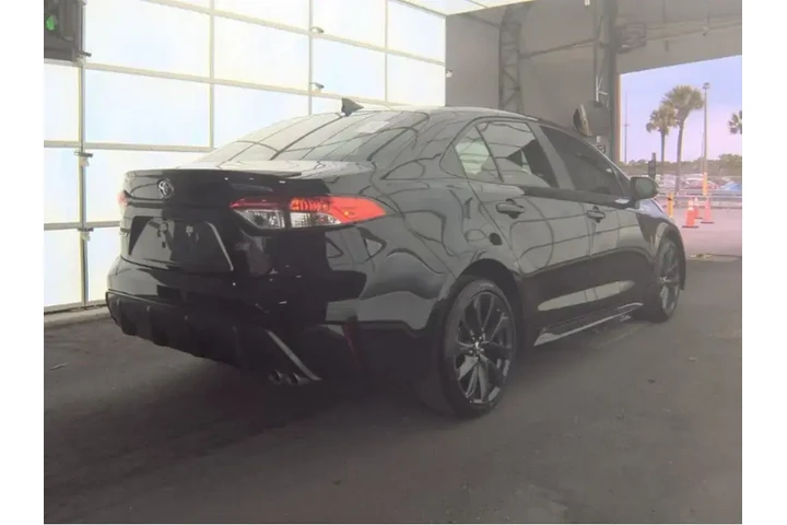 $21793 : Toyota Corolla 2024 SE 4dr S image 5