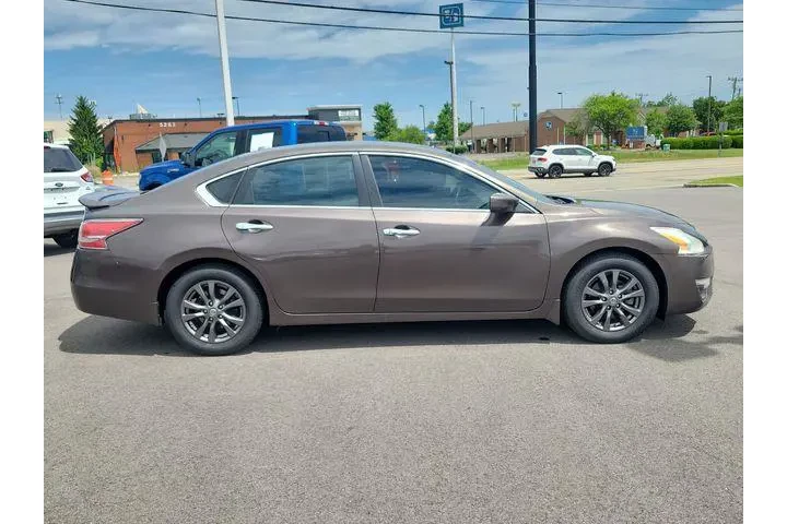 $7587 : Nissan Altima 2015 2.5 4dr S image 6