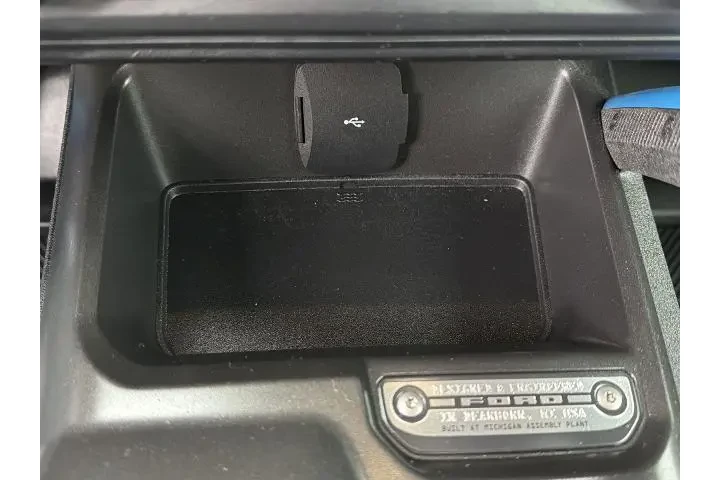 $38998 : Ford Bronco 2023 4x4 Black D image 8