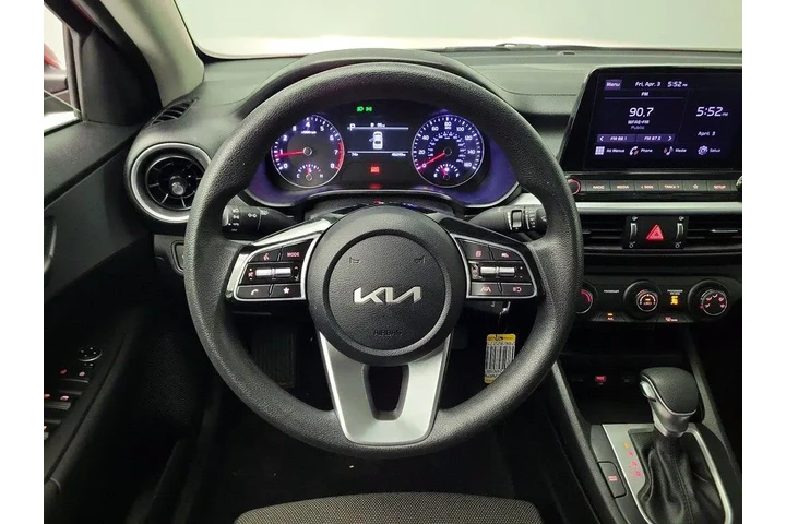 $18998 : Kia Forte 2024 LXS 4dr Sedan image 10