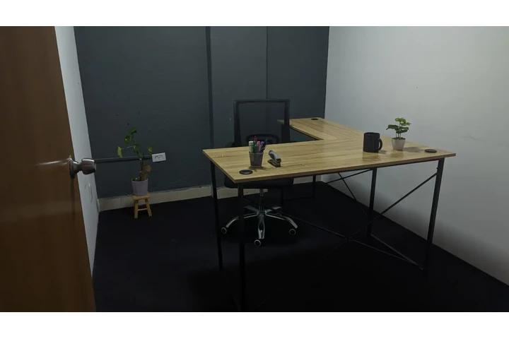 $7540 : Oficina con sala de juntas image 3