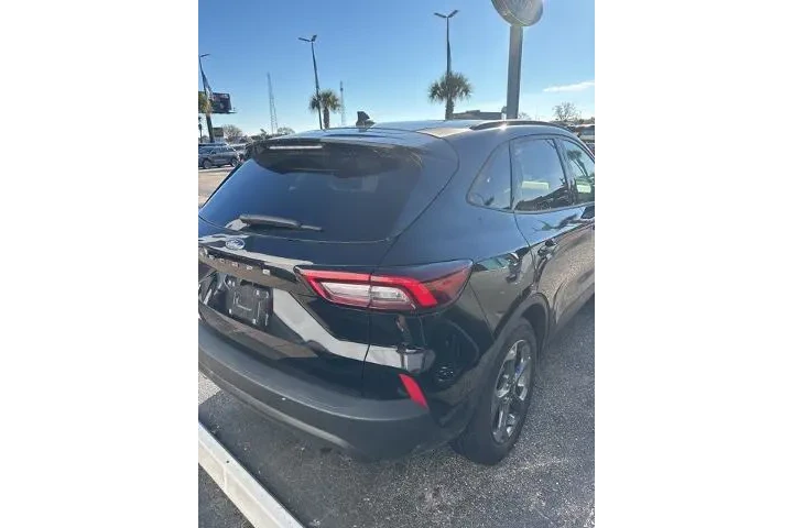 $23724 : Ford Escape 2025 ST-Line 4dr image 7