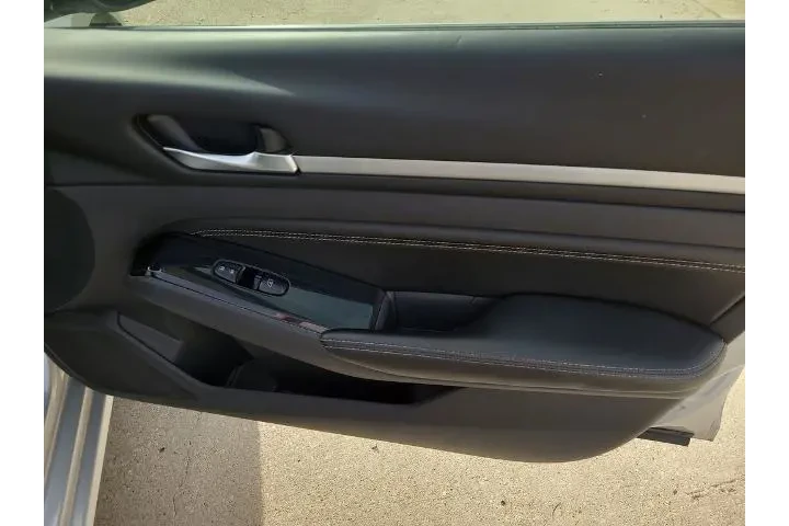 $19811 : Nissan Altima 2022 AWD 2.5 P image 9