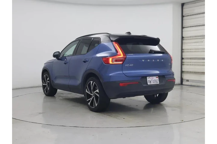 $23998 : Volvo XC40 2021 AWD T5 R-Des image 2