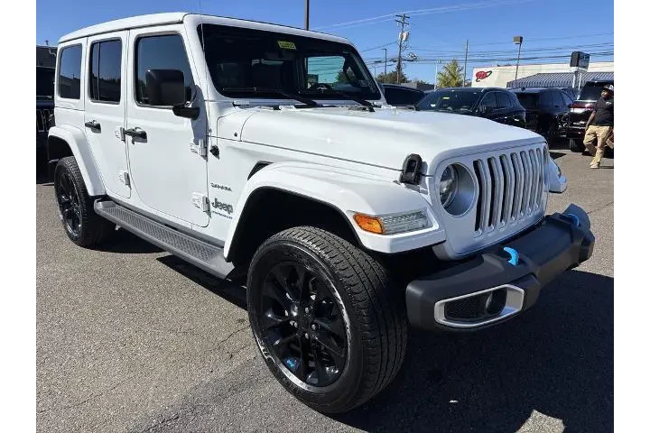 $35890 : Jeep Wrangler 2023 4x4 Sahar image 7