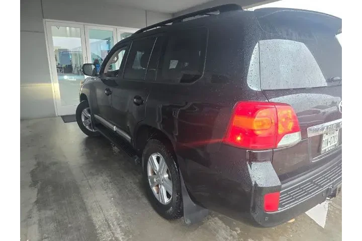 $21990 : Toyota Land Cruiser 2013 AWD image 2