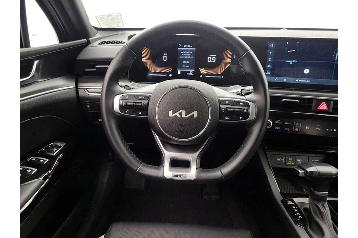 $27998 : Kia K5 2025 GT-Line 4dr Seda image 10