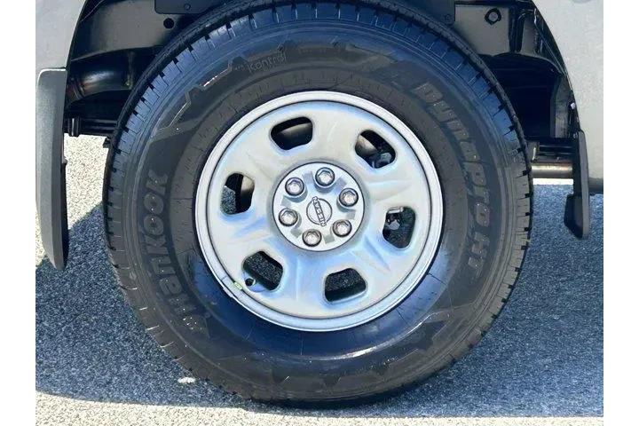 $32380 : Nissan Frontier 2026 4x2 S 4 image 7