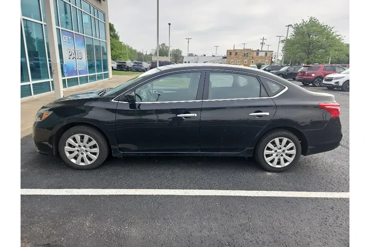 $6888 : Nissan Sentra 2018 S 4dr Sed image 5