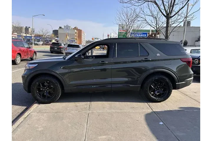 $35990 : Ford Explorer 2023 AWD Timbe image 6