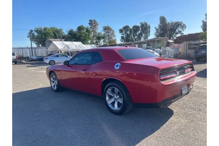 $12999 : 2015 Challenger SXT image 8