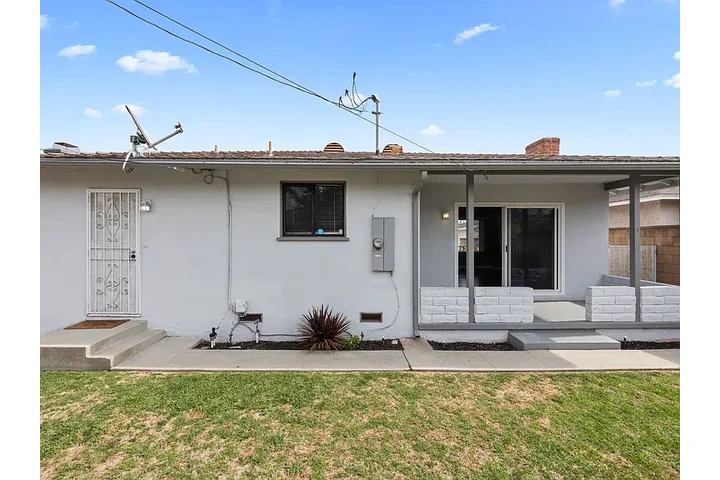 $2800 : House available for rent image 6