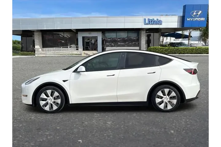 $23219 : Tesla Model Y 2020 AWD Long image 6