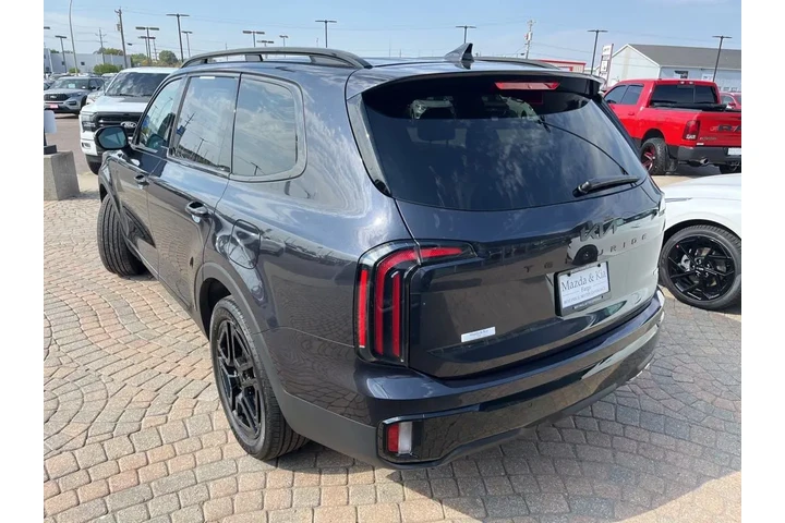 $45998 : 2025 Telluride EX X-Line image 3