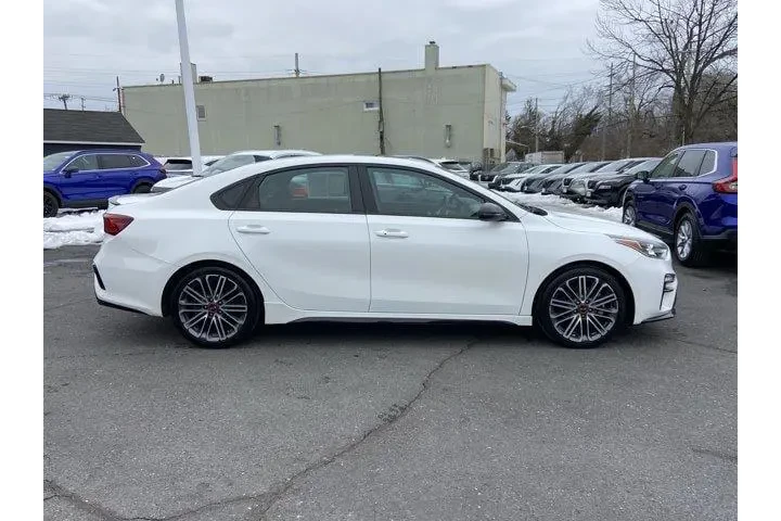 $14487 : Kia Forte 2021 GT 4dr Sedan image 3