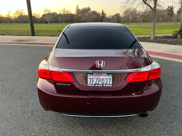 $11995 : 2014 Accord LX image 5