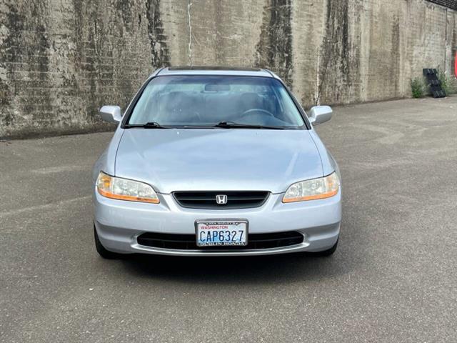 $5988 : 2000 Accord EX V6 image 10