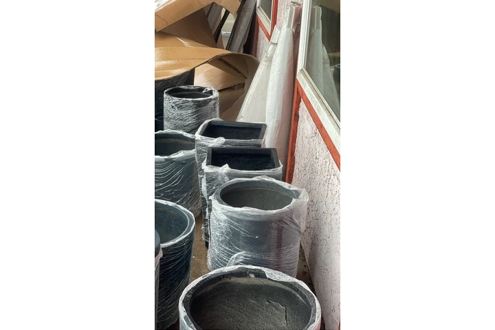 $5 : Liquidación de macetas de alta image 4