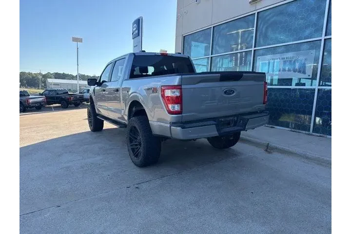 $39988 : Ford F-150 2023 4x4 Lariat 4 image 5