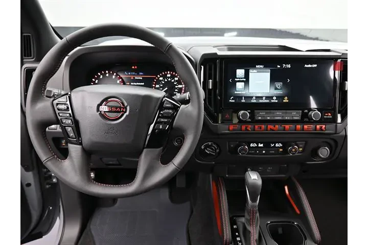 $38633 : Nissan Frontier 2025 4x4 S 4 image 9