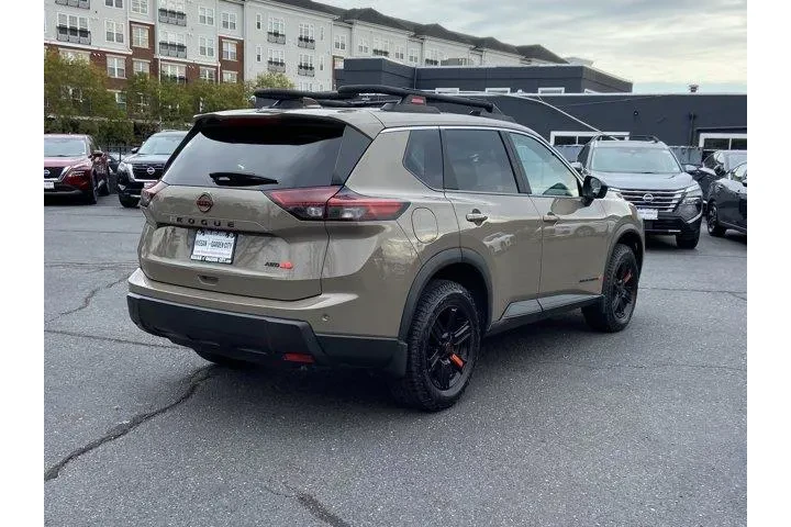 $28350 : Nissan Rogue 2025 AWD Rock C image 4