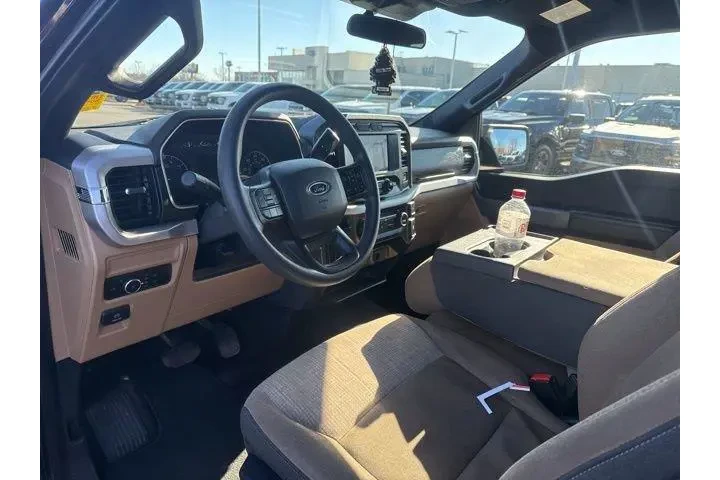 $36000 : Ford F-150 2023 4x4 XLT 4dr image 9