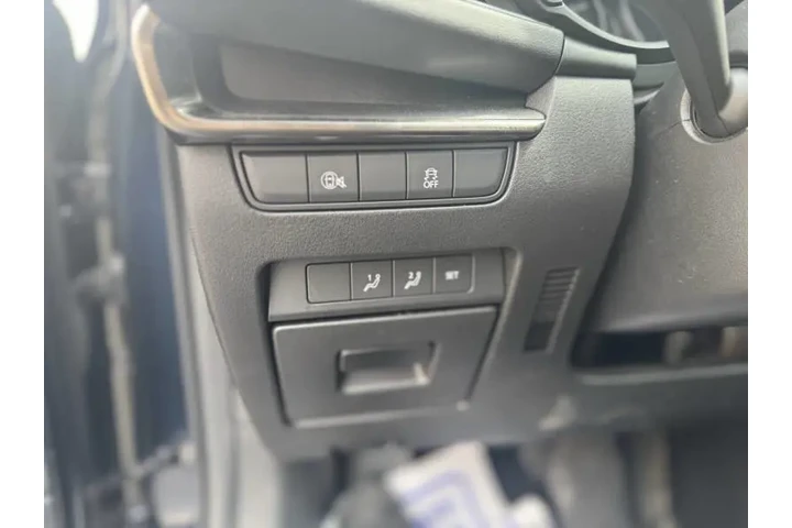 $24995 : 2024 3 Hatchback 2.5 S Prefer image 6