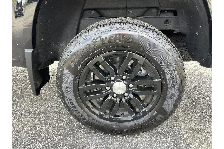 $32988 : Chevrolet Colorado 2024 4x2 image 9