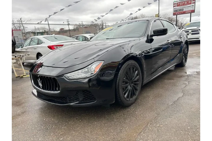 $19995 : 2015 Ghibli image 3