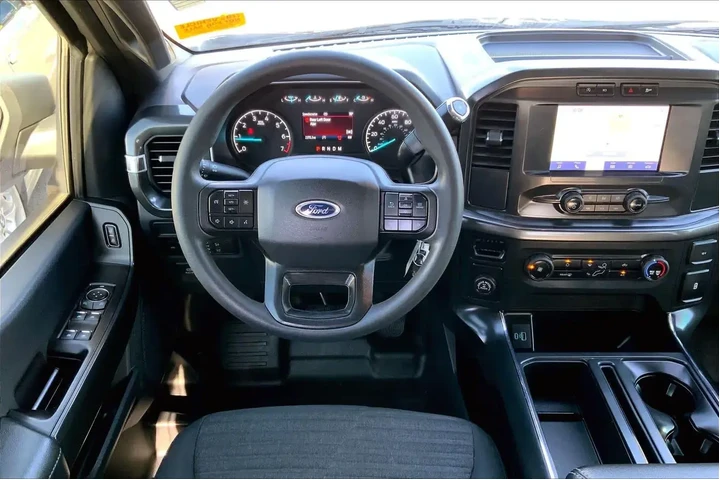 $31687 : Ford F-150 2022 4x2 XL 4dr S image 5