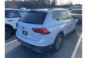 $10833 : Volkswagen Tiguan 2018 2.0T thumbnail