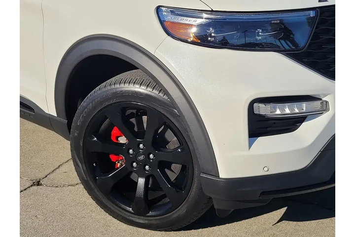 $39999 : Ford Explorer 2023 AWD ST 4d image 9