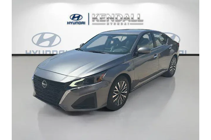 $14998 : Nissan Altima 2023 2.5 SV 4d image 3